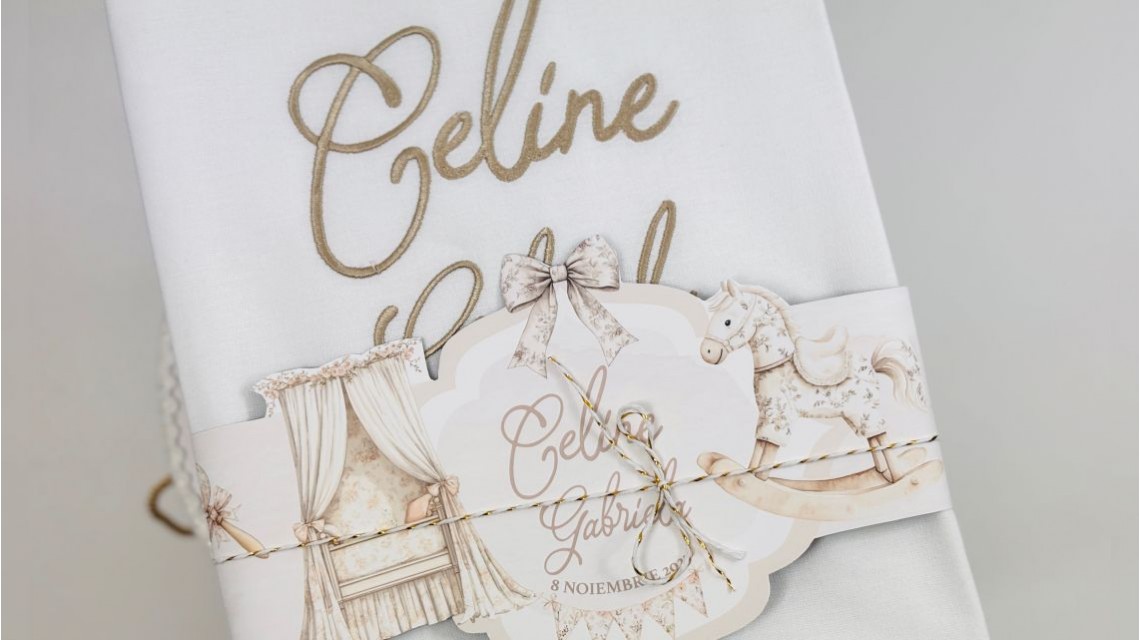 Trusou botez Nude Teddy Bear Toile de Jouy bej crem cu accente light pink și pattern floral vintage 35